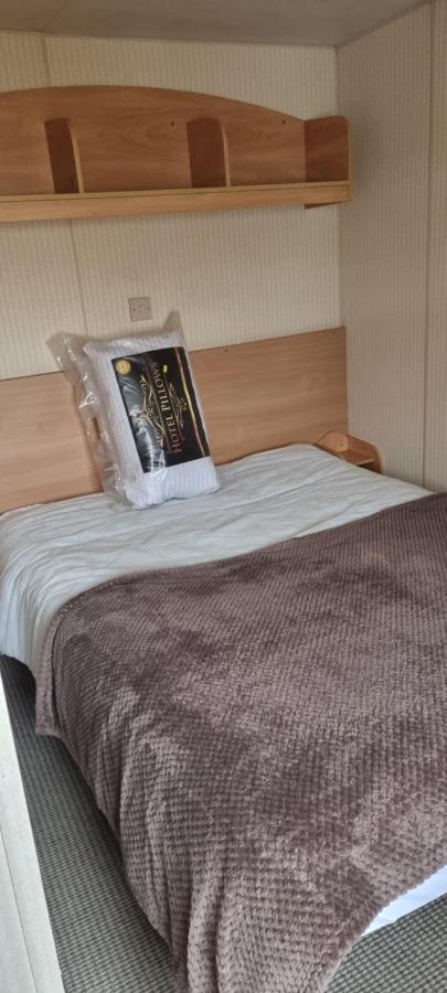8 Berth Caravan Direct Beach Access Ingoldmells Exteriör bild