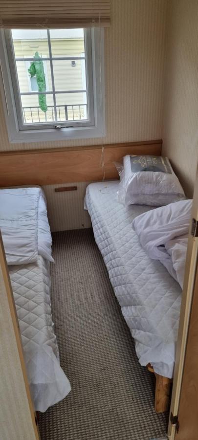 8 Berth Caravan Direct Beach Access Ingoldmells Exteriör bild